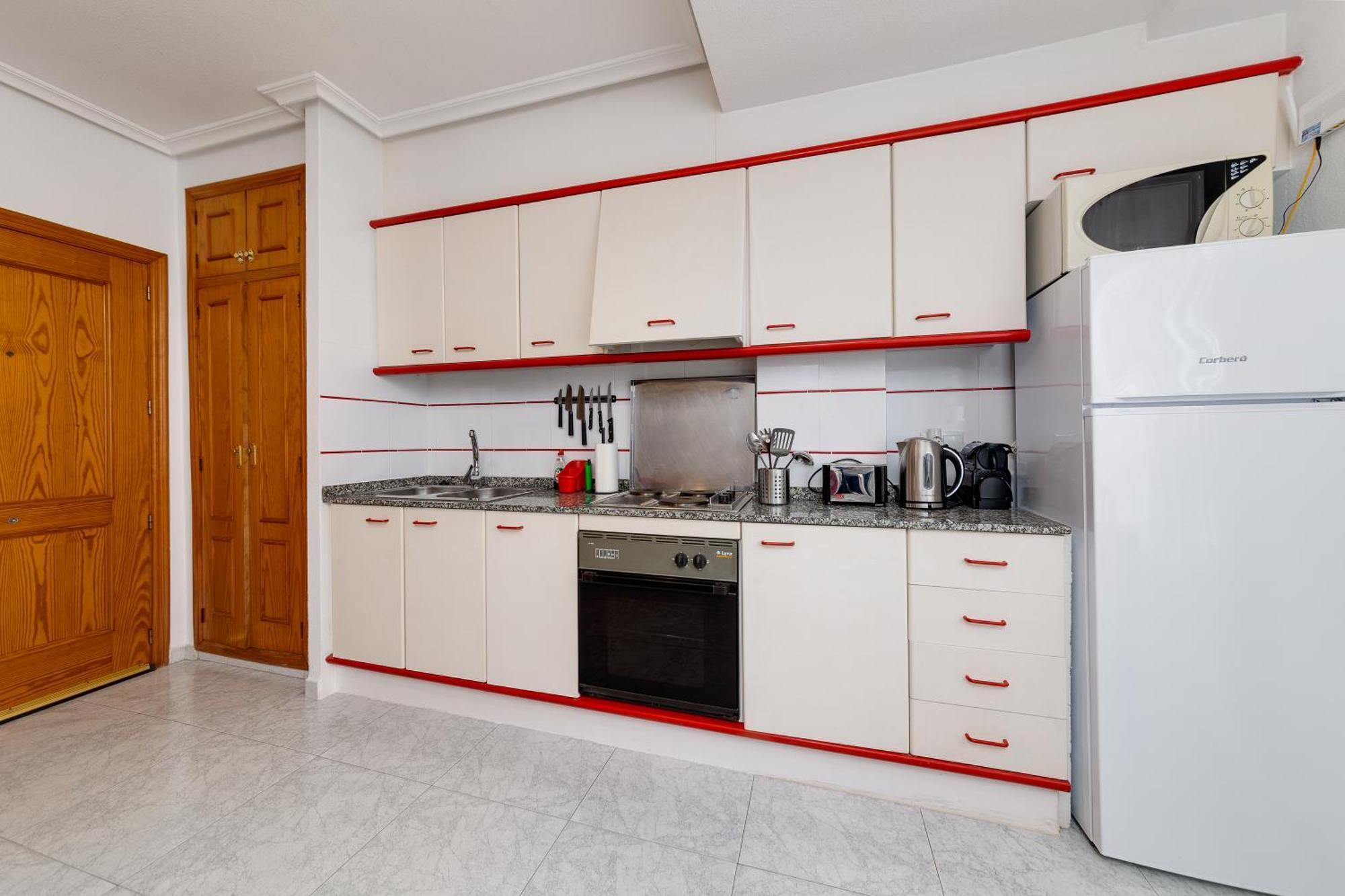 Lovely Apartment Near The Sea Torrevieja Buitenkant foto