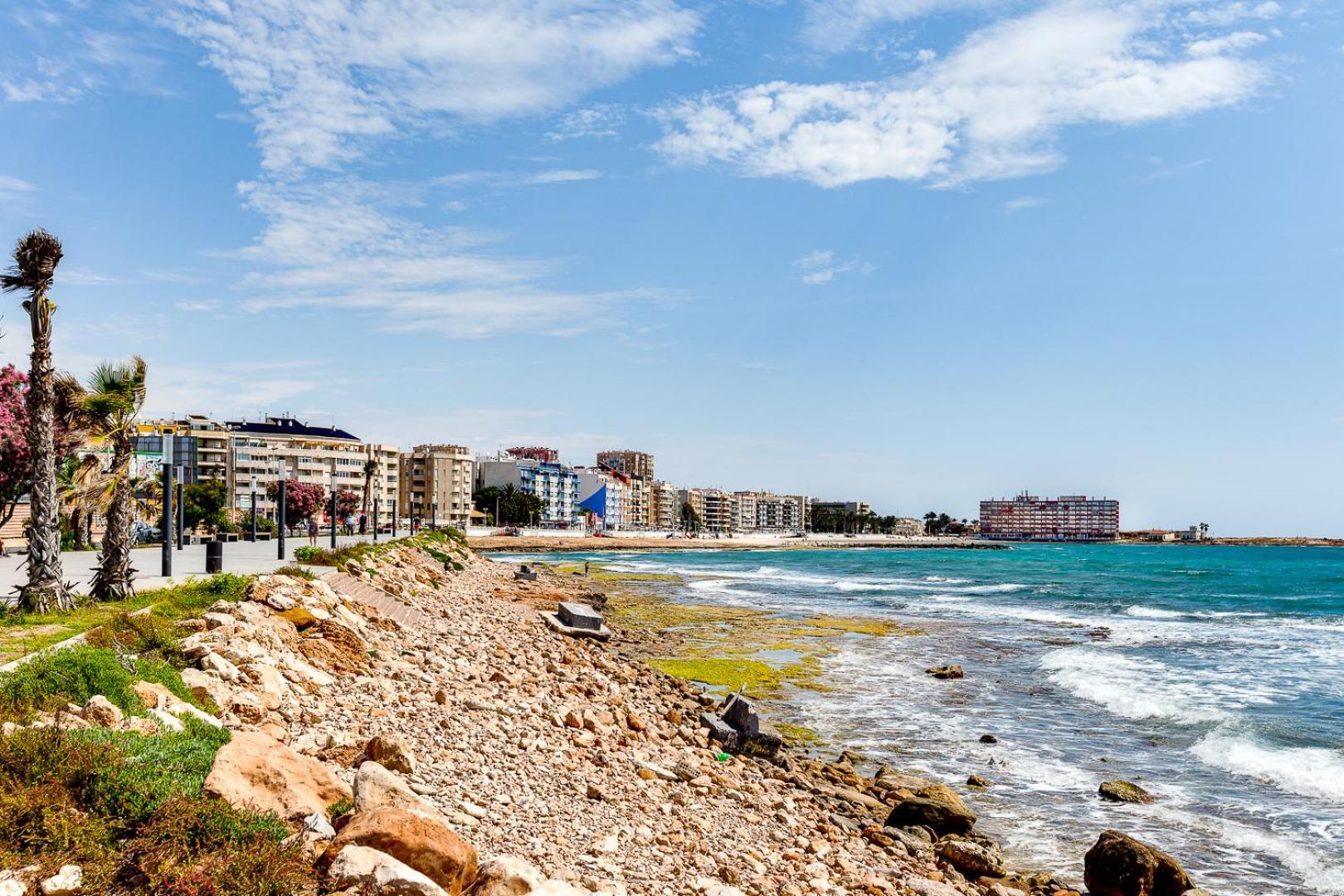 Lovely Apartment Near The Sea Torrevieja Buitenkant foto